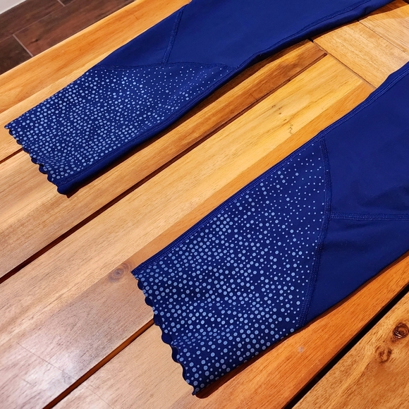 Lululemon - lot of 8 crops/pants - Picture 5 of 16